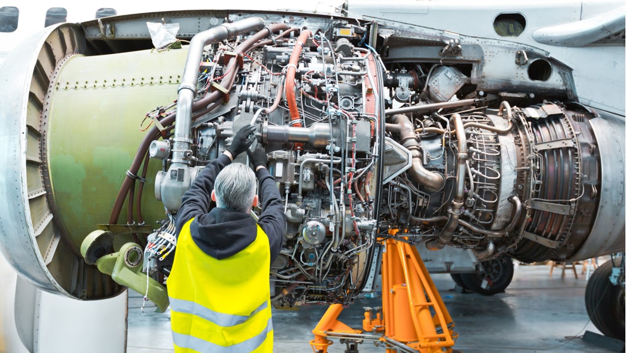 how-covid-19-accelerated-the-aircraft-mechanic-shortage-satair